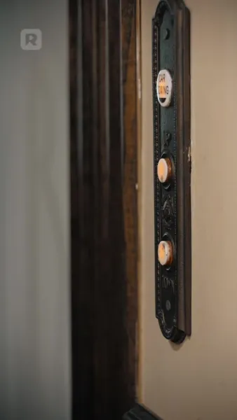 คุณนักสืบหญิง และ คุณชายหัวขโมย