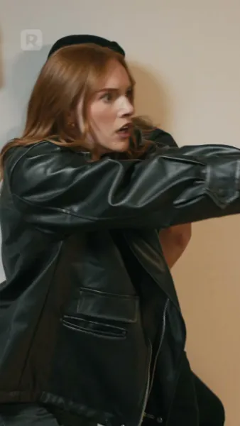 คุณนักสืบหญิง และ คุณชายหัวขโมย