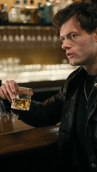 คุณนักสืบหญิง และ คุณชายหัวขโมย