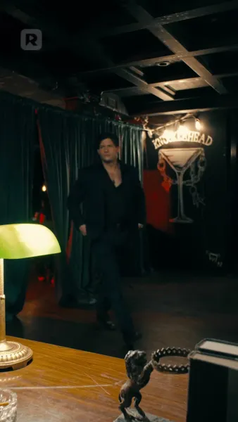 คุณนักสืบหญิง และ คุณชายหัวขโมย