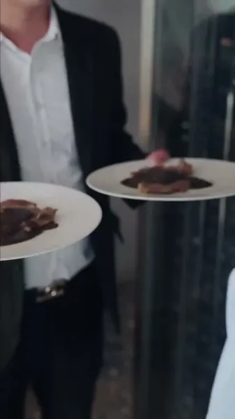 เสียงสะท้อนแห่งความเสียใจ