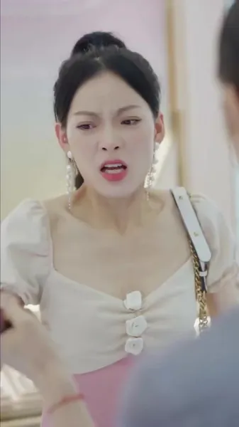 เสียงสะท้อนแห่งความเสียใจ