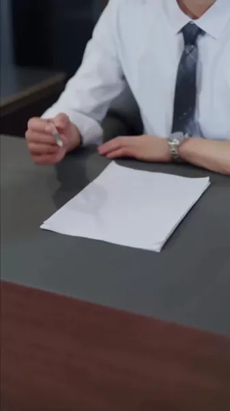 เสียงสะท้อนแห่งความเสียใจ