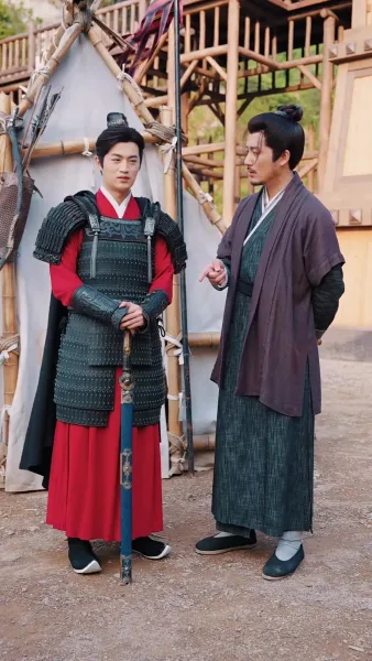 เธอคือยอดปราชญ์ แต่พ่อของเธอเป็นอ๋อง