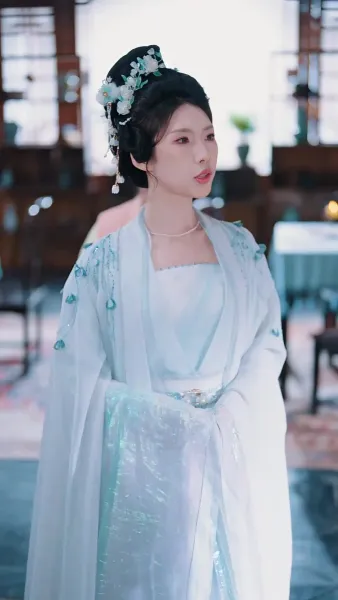 เธอคือยอดปราชญ์ แต่พ่อของเธอเป็นอ๋อง