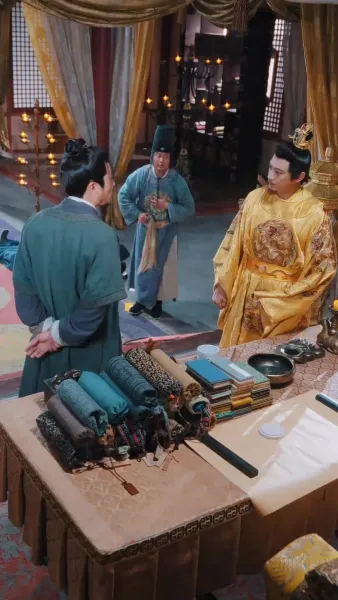 เธอคือยอดปราชญ์ แต่พ่อของเธอเป็นอ๋อง