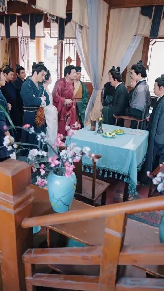 เธอคือยอดปราชญ์ แต่พ่อของเธอเป็นอ๋อง