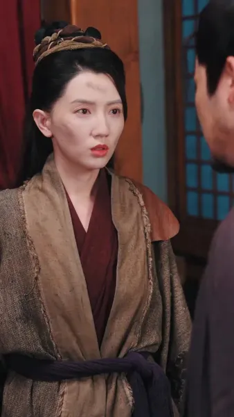 เธอคือยอดปราชญ์ แต่พ่อของเธอเป็นอ๋อง