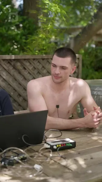 รักต้องป่วน