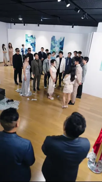 ข้ามผ่านหมื่นภูเขา