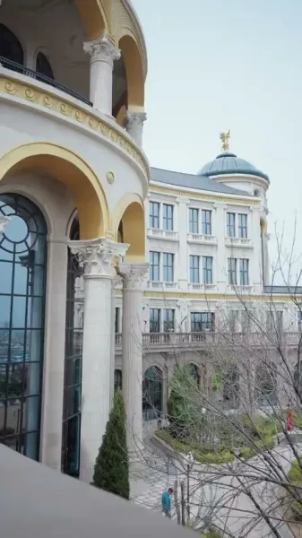 เมฆหมอกและความรักที่ซ่อนเร้น