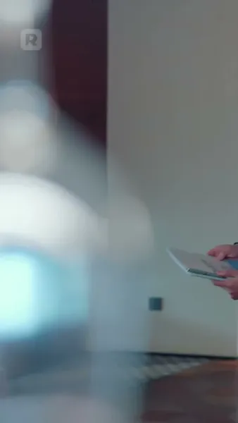 คืนเดียวกับมหาเศรษฐี