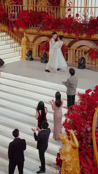 คืนเดียวกับมหาเศรษฐี