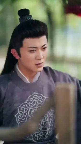 รักแรกผลิบาน