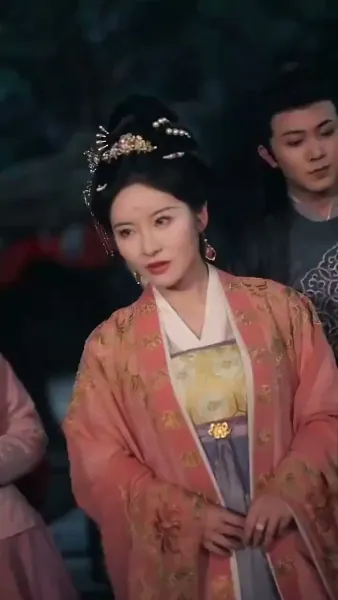 รักแรกผลิบาน