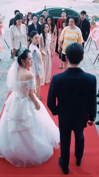 มงกุฎนั้นไม่เคยเป็นของเธอ