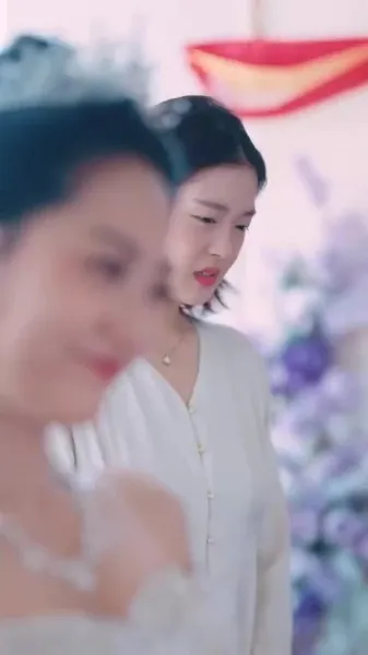 มงกุฎนั้นไม่เคยเป็นของเธอ