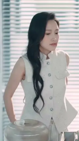 มงกุฎนั้นไม่เคยเป็นของเธอ