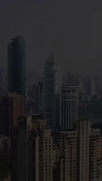 มงกุฎนั้นไม่เคยเป็นของเธอ