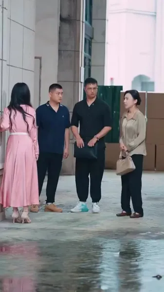 มงกุฎนั้นไม่เคยเป็นของเธอ