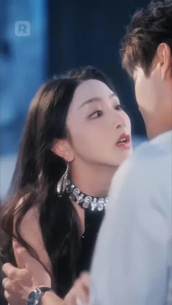 จมดิ่งในราตรีขาว