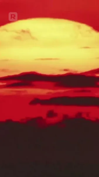 จมดิ่งในราตรีขาว