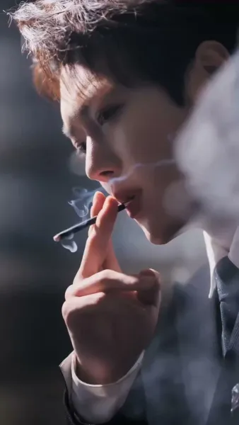 จมดิ่งในราตรีขาว