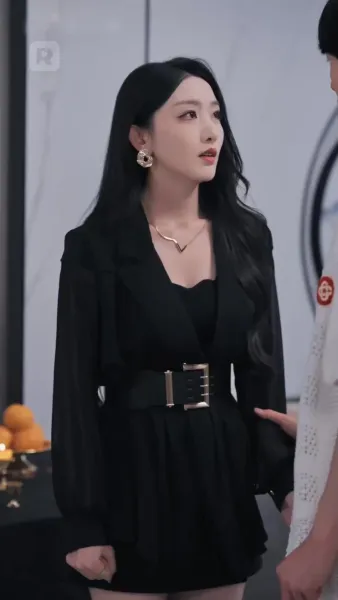 จมดิ่งในราตรีขาว