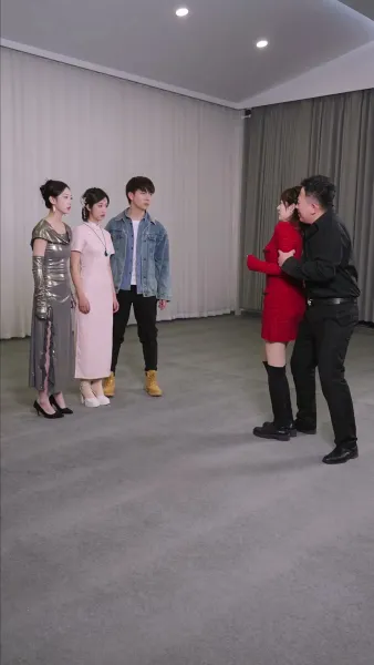 เขาไม่ใช่คนธรรมดา