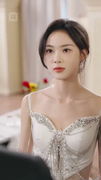 พี่สาวครับ
รับรักผมหน่อย