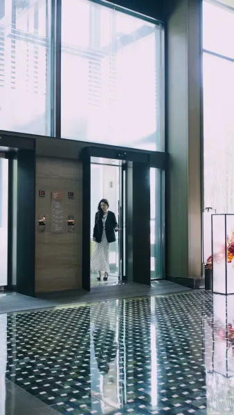 พี่สาวครับ
รับรักผมหน่อย