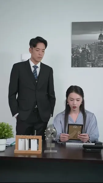  การกลับมาของคุณหนูตกอับ