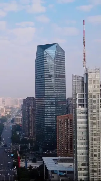  การกลับมาของคุณหนูตกอับ