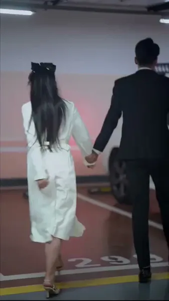  การกลับมาของคุณหนูตกอับ