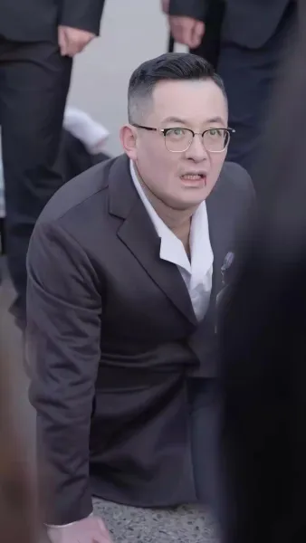 ไม่คู่ควรจะเป็นพ่อ