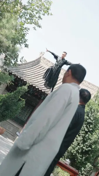 แผนร้ายหักเหลี่ยมมังกร