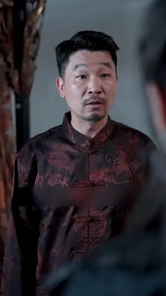 แผนร้ายหักเหลี่ยมมังกร