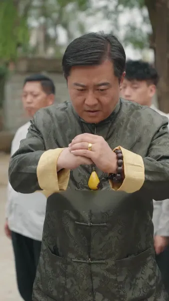 แผนร้ายหักเหลี่ยมมังกร