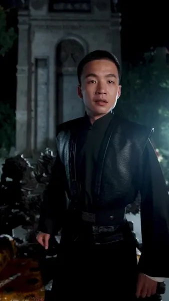 แผนร้ายหักเหลี่ยมมังกร