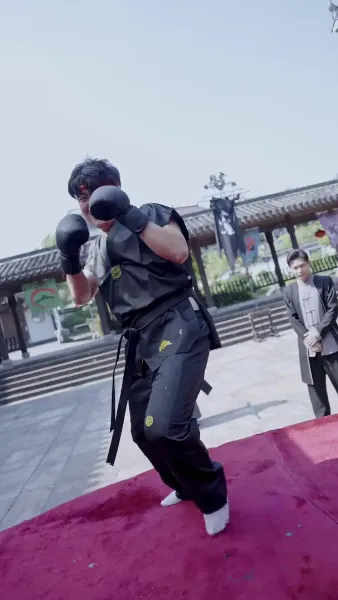 จอมยุทธคืนสังเวียน