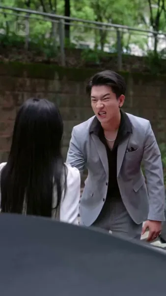 ตายซ้ำสามครั้ง เพราะจิ้งจอกคนเดียว