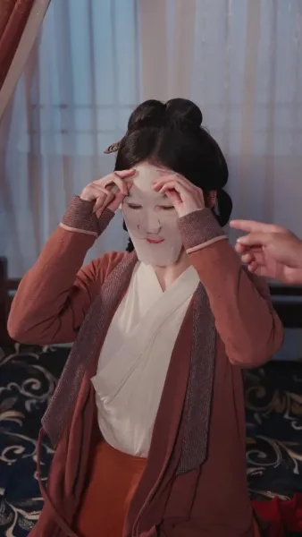 ชะตาข้ามภพ หมั่นโถวแทนใจ