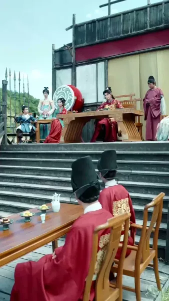 พลิกชะตาหญิงอ้วนผู้กู้แผ่นดิน