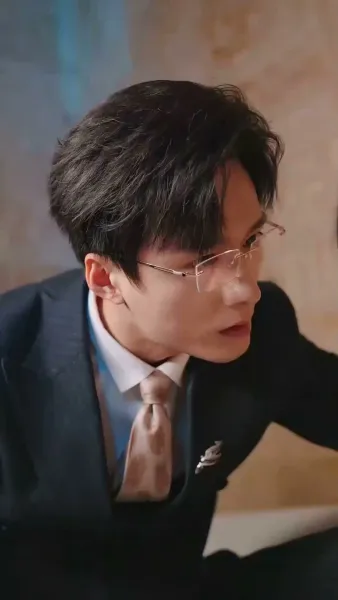 พาดหัวข่าว…ว่ารักเธอ