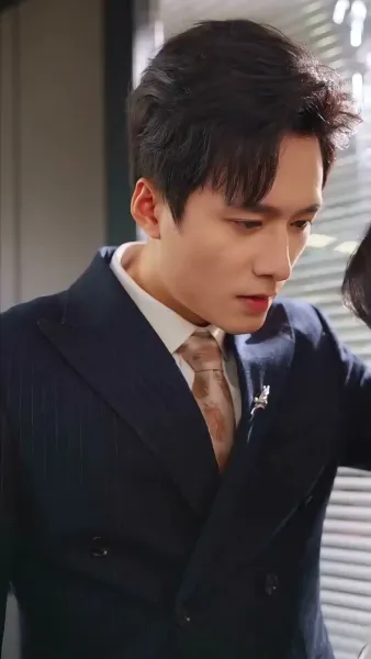 พาดหัวข่าว…ว่ารักเธอ