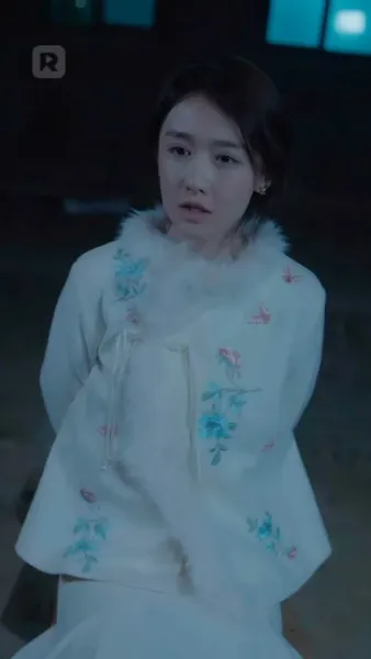 ถูกทายาทชนชั้นสูงเอาเปรียบหลังหย่าร้าง