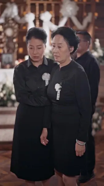 วิวาห์ลวงก่อรัก