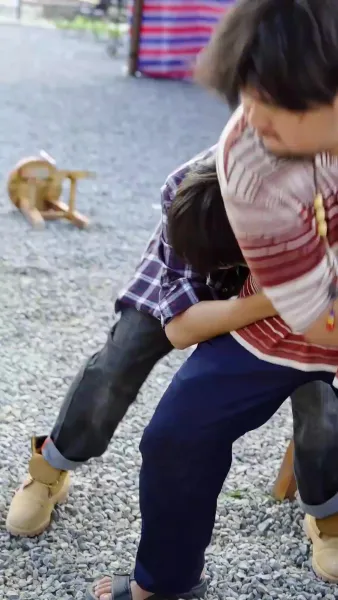 เอาชีวิตรอด ในแดนร้าง(พากย์เสียง)