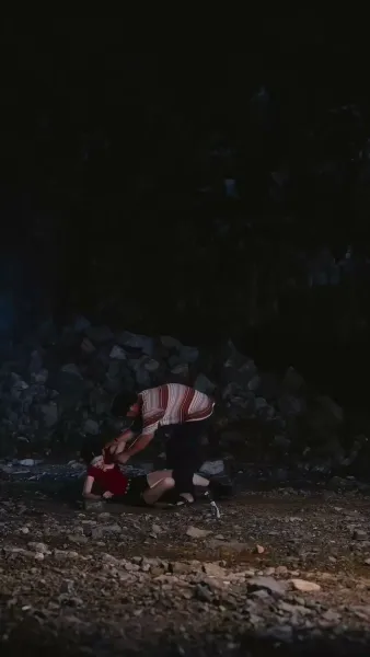 เอาชีวิตรอด ในแดนร้าง(พากย์เสียง)