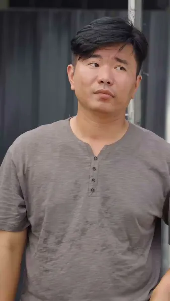 เอาชีวิตรอด ในแดนร้าง(พากย์เสียง)